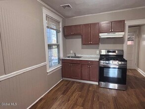 455 Bradford St in Albany, NY - Building Photo - Building Photo