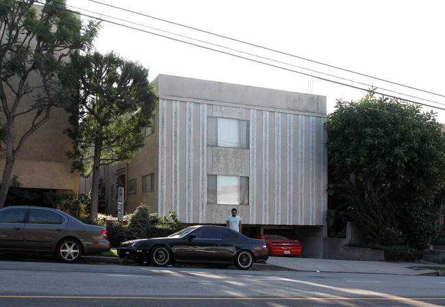 Montana View in Los Angeles, CA - Foto de edificio - Building Photo