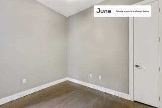 Private bedroom in 4 bed/2 bath Home in New York, NY - Building Photo - Building Photo