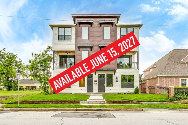 property at 3129 Forest Park Blvd