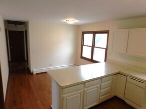 6 Herkimer St in Bridgeport, CT - Building Photo - Building Photo
