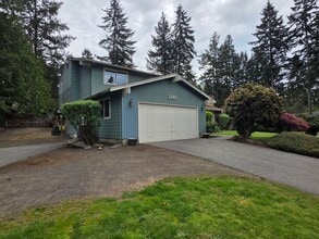 13266 Rocky Ridge Rd NW in Silverdale, WA - Building Photo - Building Photo