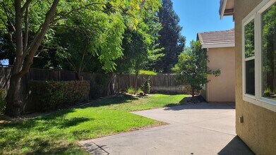 3040 Big Bear Dr in Roseville, CA - Building Photo - Building Photo