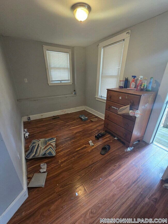 11 Akron St in Boston, MA - Building Photo - Building Photo
