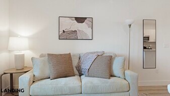 10670 Jake Jabs Blvd in Longmont, CO - Building Photo