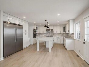 7783 Kingsview Ln N in Maple Grove, MN - Building Photo - Building Photo