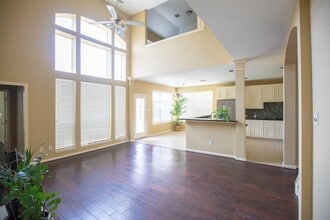 6415 Coley Park in Sugar Land, TX - Building Photo - Building Photo