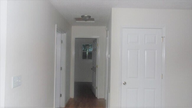 125 W 37th St in Buena Vista, VA - Building Photo - Building Photo