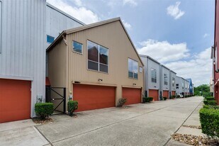 2605 Calumet St in Houston, TX - Building Photo