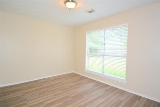 2511 Barrington Pl Dr in Sugar Land, TX - Foto de edificio - Building Photo