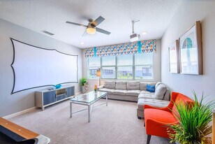 2567 Shanti Dr in Kissimmee, FL - Building Photo