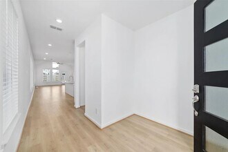 21650 Lampeter River Ln in Cypress, TX - Building Photo - Building Photo