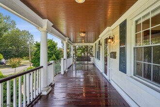 163 Myrtle Ave in Millburn, NJ - Building Photo - Building Photo