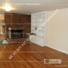 1700 S 220th St in Des Moines, WA - Building Photo - Building Photo