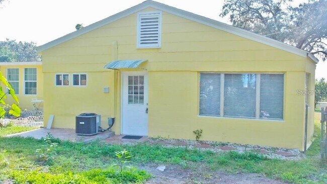 141 Sunnytown Rd in Casselberry, FL - Building Photo - Building Photo