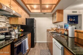 7777 E Main St, Unit 323 in Scottsdale, AZ - Building Photo - Building Photo