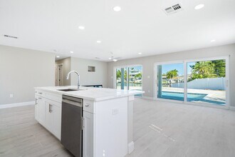 4107 Miller Dr in St Pete Beach, FL - Building Photo - Building Photo