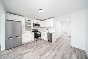 326 Ave E in Bayonne, NJ - Building Photo