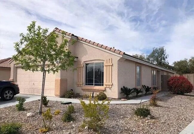 property at 10911 Vallerosa St