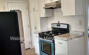 19727 Center St in Castro Valley, CA - Building Photo - Building Photo