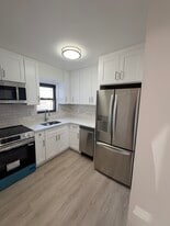 136 Albany Blvd, Unit 17E in Atlantic Beach, NY - Building Photo