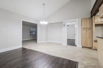 978 Windsong Cir in Apopka, FL - Foto de edificio - Building Photo