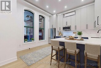 71 Gloucester St in Toronto, ON - Building Photo - Building Photo