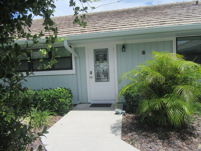 1127 E Seminole Ave in Jupiter, FL - Building Photo - Building Photo