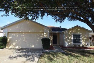 3042 Bellflower Way in Lakeland, FL - Building Photo