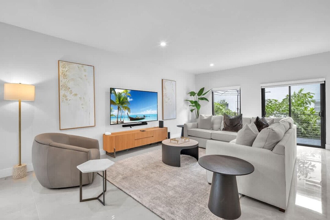 2951 NW 13th St, Unit SI ID1297419P in Miami, FL - Foto de edificio