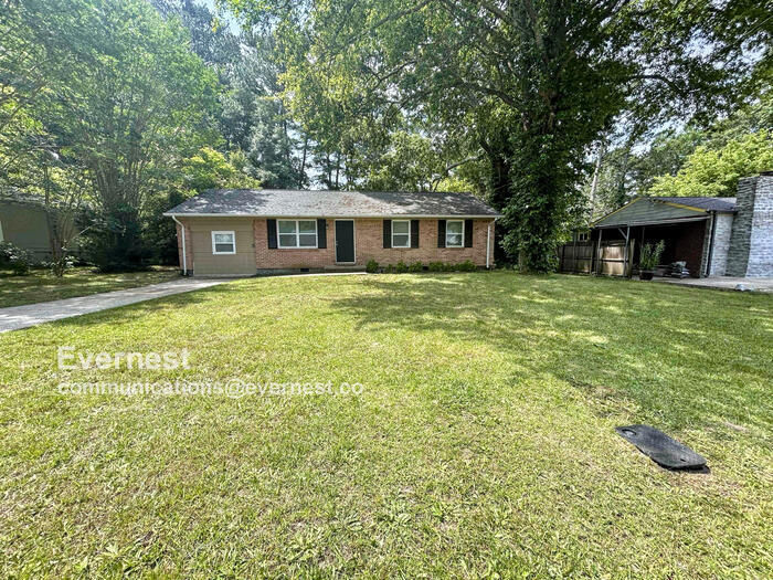 265 Hummingbird Way in Riverdale, GA - Building Photo