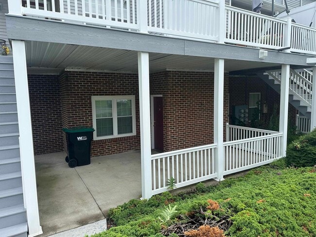 210 Weeping Willow Ln in Bridgewater, VA - Building Photo - Building Photo