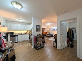 11 Embassy Rd, Unit 6C in Boston, MA - Building Photo