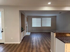 2161 Tennis Ln in Tracy, CA - Building Photo - Building Photo