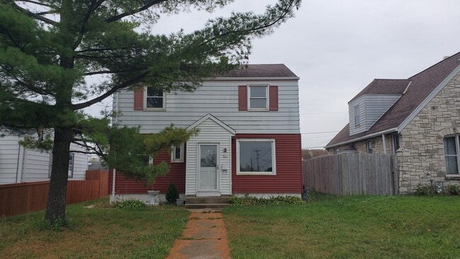 property at 911 W Morgan Ave