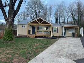 4610 Meadow Ct in Knoxville, TN - Building Photo