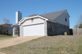 413 E Hogan Dr in Copperas Cove, TX - Building Photo - Building Photo