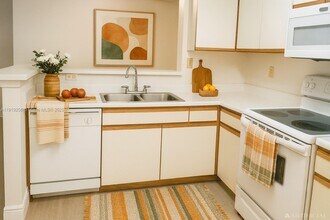 11277 W Atlantic Blvd in Coral Springs, FL - Building Photo - Building Photo