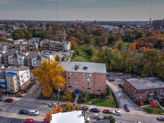 2410 Ohio Avenue in Cincinnati, OH - Building Photo - Building Photo