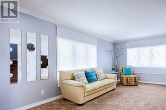 6548 Montrose Rd in Niagara Falls, ON - Building Photo - Building Photo