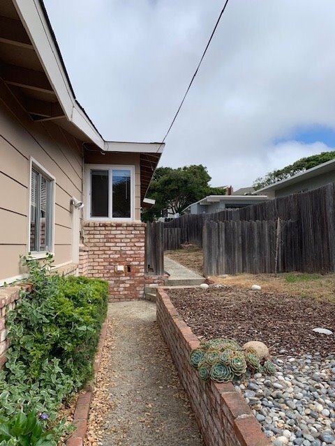 1485 Plumas Ave in Seaside, CA - Building Photo - Building Photo