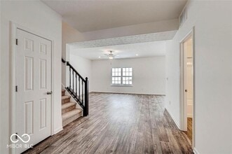 5296 Maywood Dr in Whitestown, IN - Building Photo - Building Photo