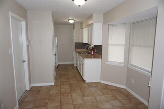 5022 Fox Hollow Blvd in Spring, TX - Foto de edificio - Building Photo