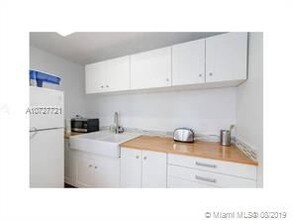 7300 Ocean Terrace-Unit -Apt 108 in Miami Beach, FL - Building Photo - Building Photo