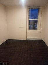 817 Ringwood Ave in Pompton Lakes, NJ - Building Photo - Building Photo