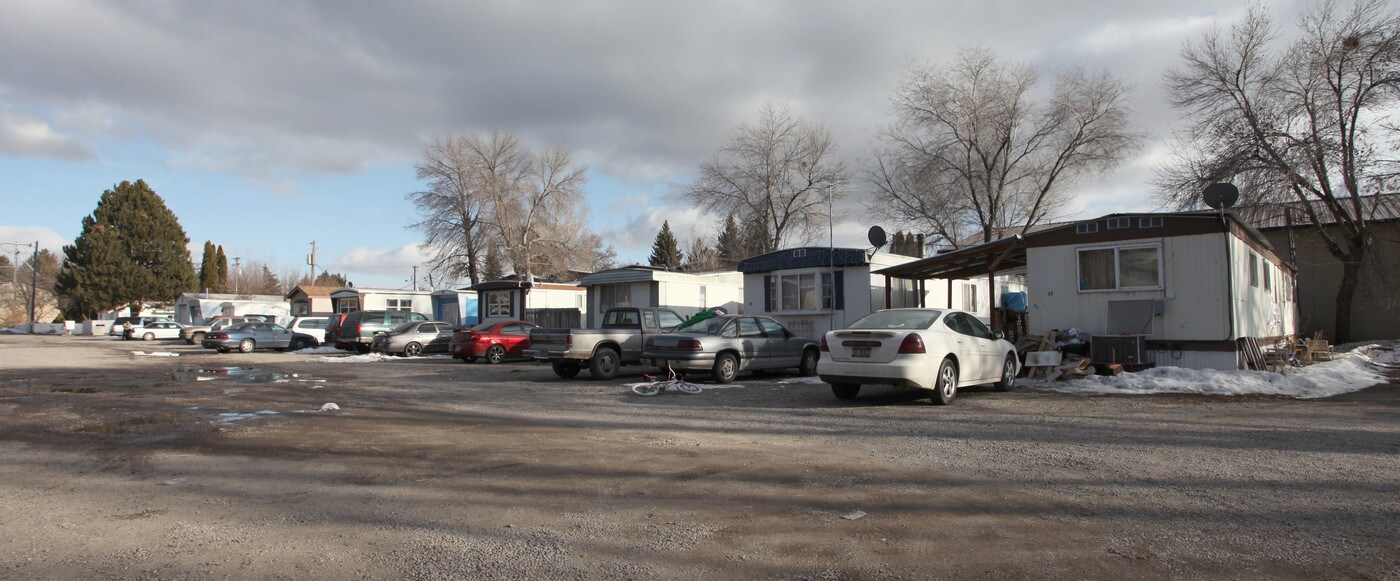 CROWN COURT in Idaho Falls, ID - Building Photo