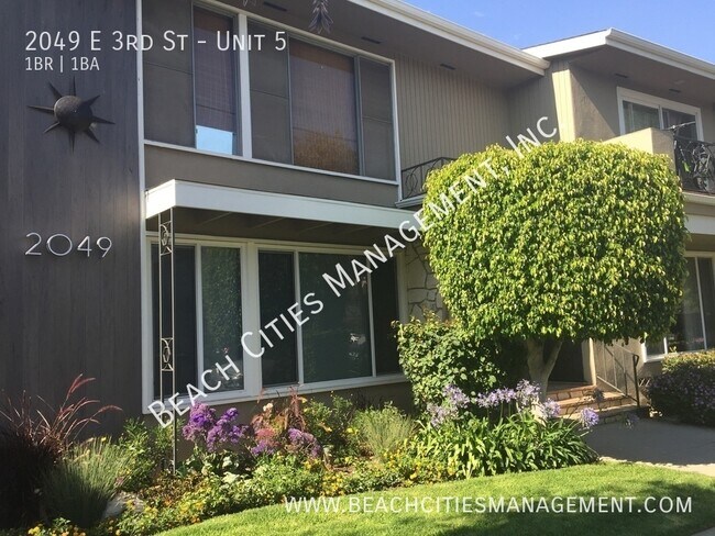 2049 E 3rd St-Unit -Unit 5 in Long Beach, CA - Building Photo - Building Photo
