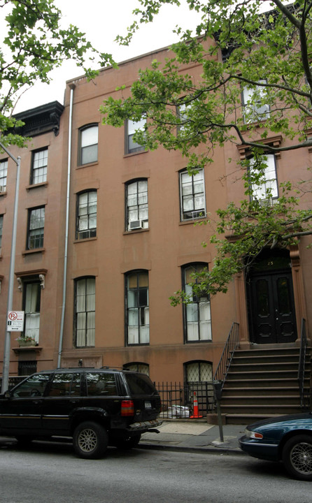 23 Schermerhorn St in Brooklyn, NY - Building Photo