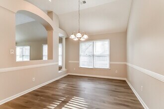 1584 Appling Wood Cove N in Cordova, TN - Building Photo - Building Photo