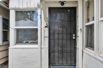 2012 Cavallo Rd in Antioch, CA - Foto de edificio - Building Photo